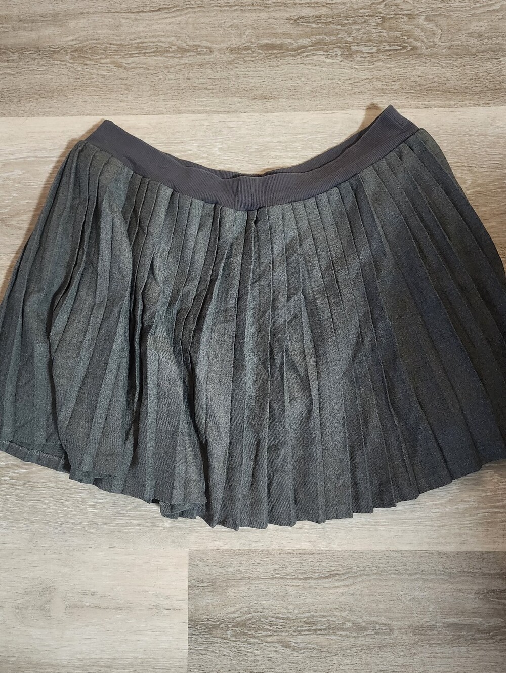 Xhilaration Pleated Gray Women's Skirt - Classic A-Line Size XXL